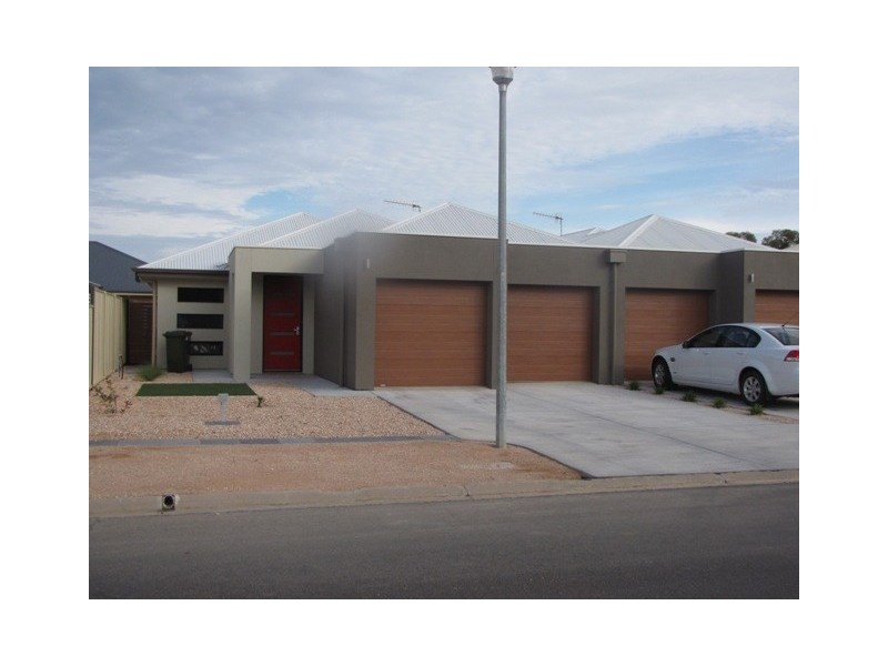 4A and 4B Hisgrove Road, Renmark SA 5341