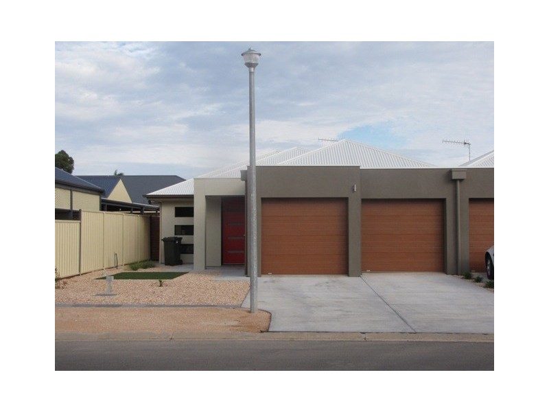 4A and 4B Hisgrove Road, Renmark SA 5341
