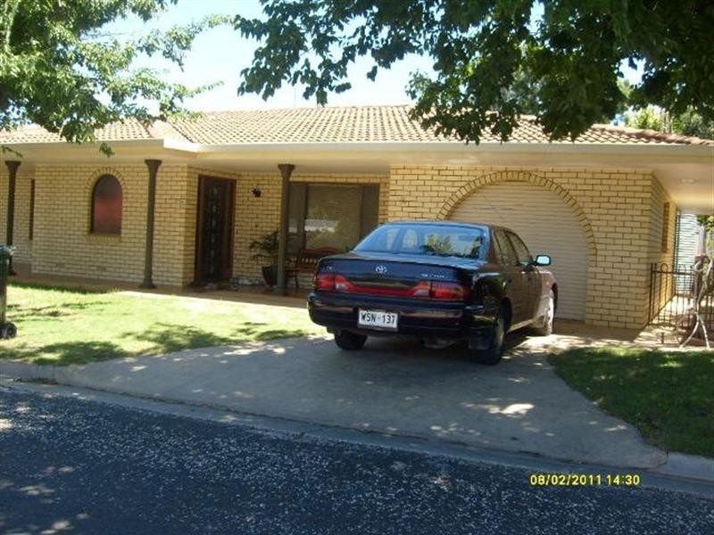 14 Laffer Street, Loxton SA 5333