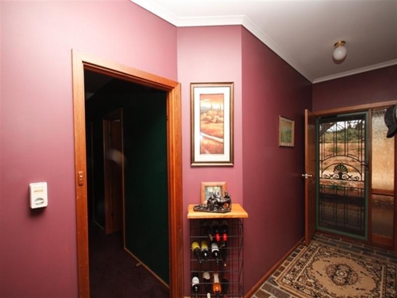 16 Nitschke Road, Berri SA 5343