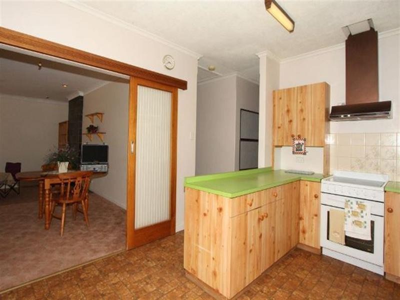 10 Issacson Street, Waikerie SA 5330