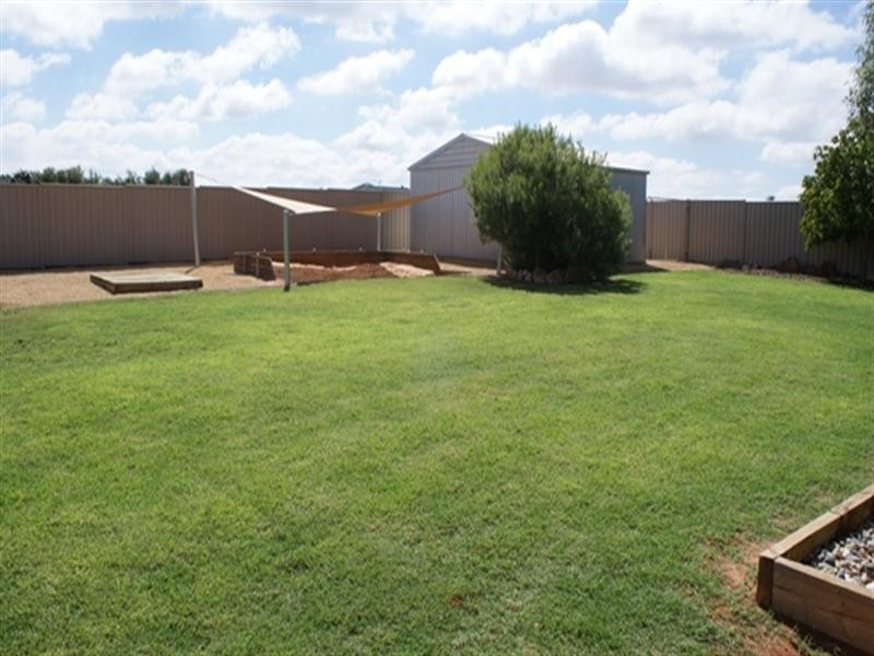 3 Sunrise Court, Berri SA 5343