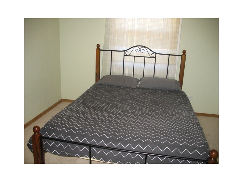 10 Farmer Street, Barmera SA 5345