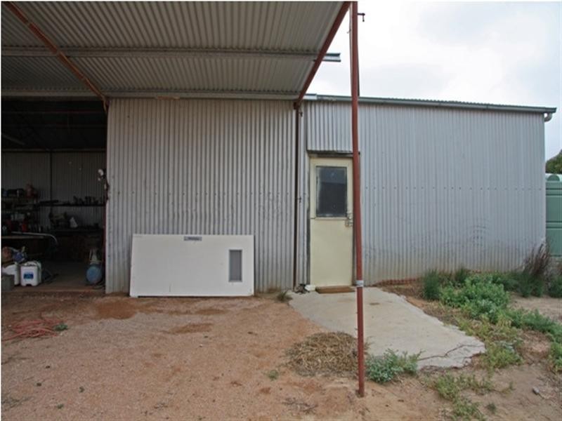 51,700,701 Morgan Road, Barmera SA 5345