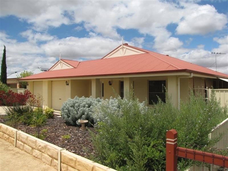 16 Jarvis Street, Berri SA 5343