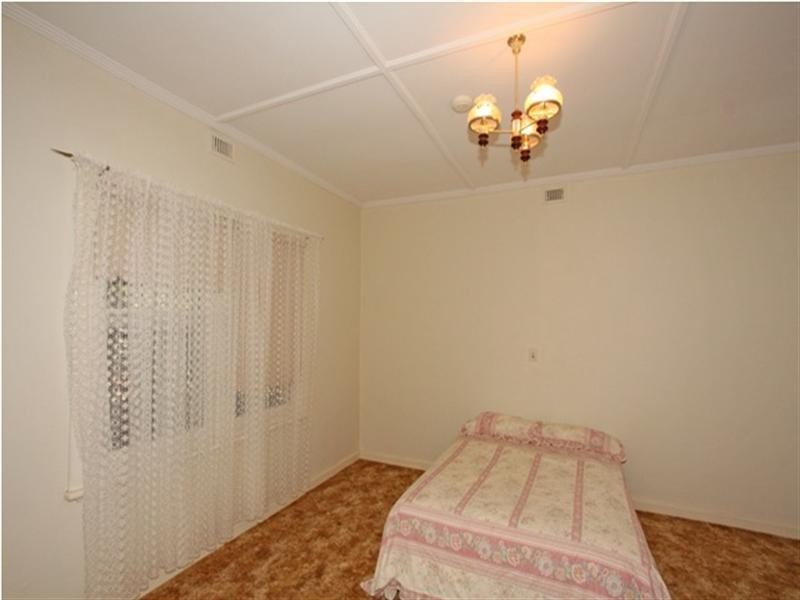 119 Paruna Road, Loxton SA 5333