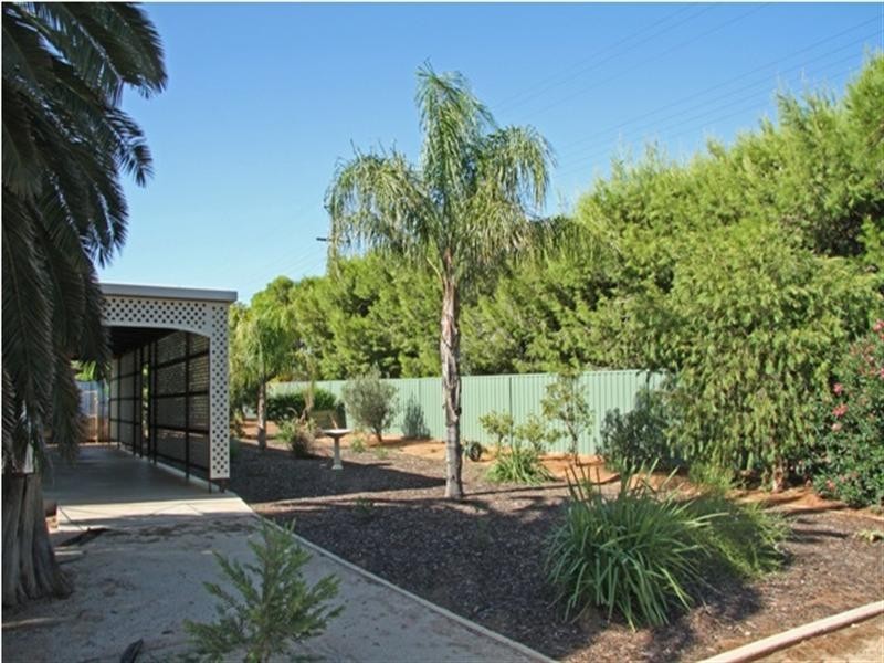119 Paruna Road, Loxton SA 5333
