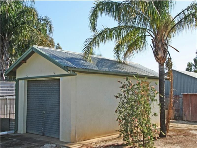 119 Paruna Road, Loxton SA 5333