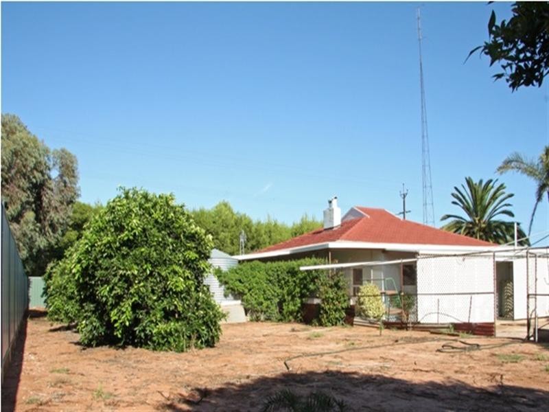 119 Paruna Road, Loxton SA 5333