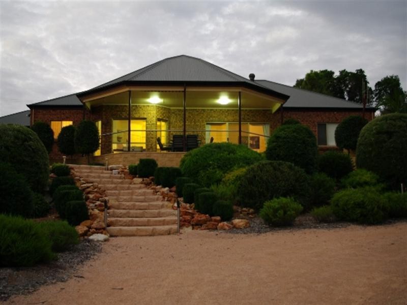 30 Fuller Road, Berri SA 5343