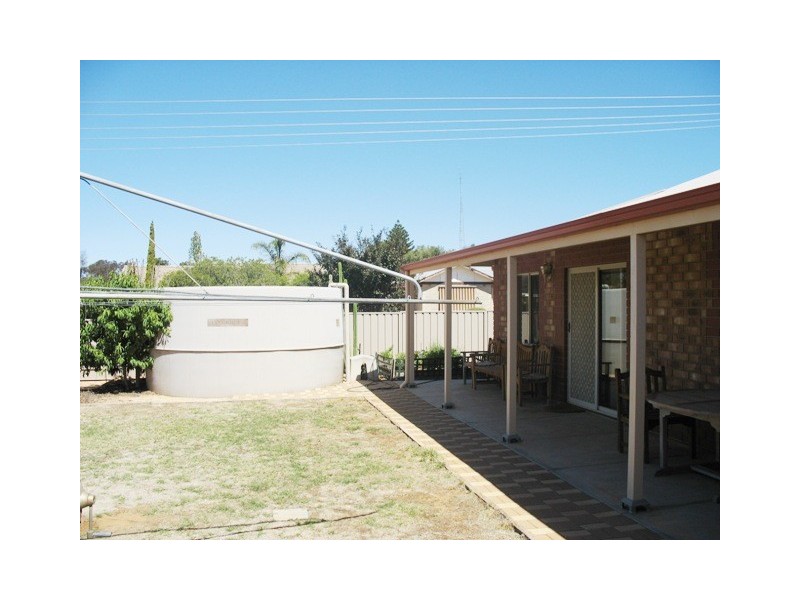 13 Petch Street, Loxton SA 5333