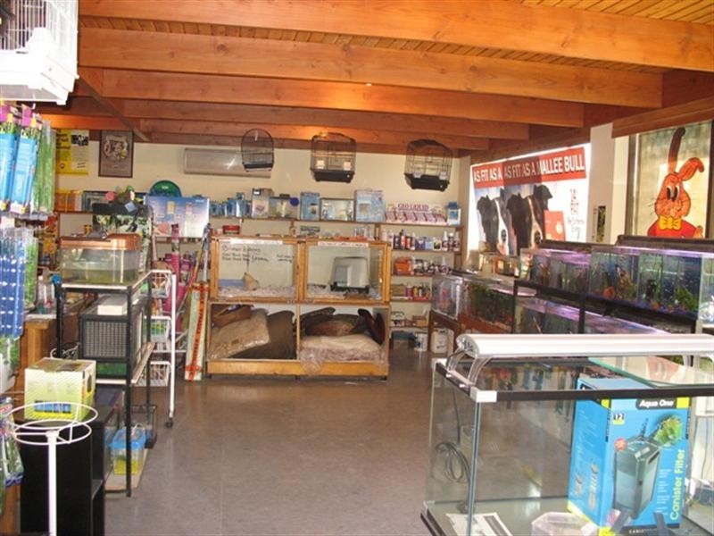 - Old Sturt Highway, Glossop SA 5344