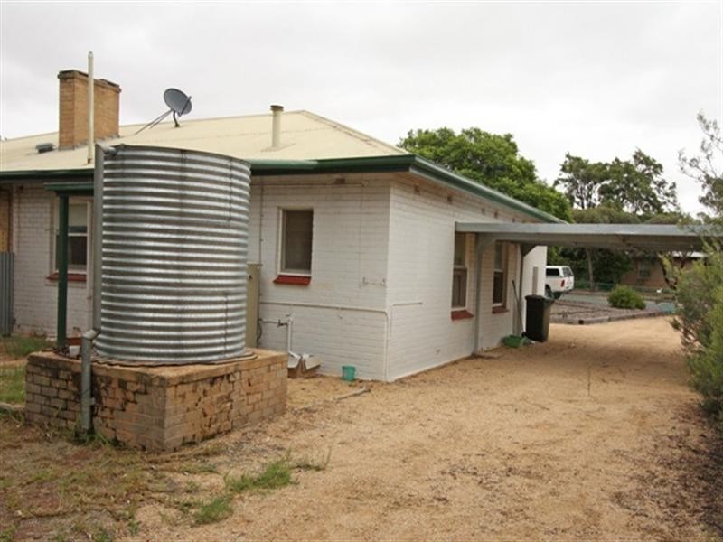 63 Coral Street, Loxton SA 5333