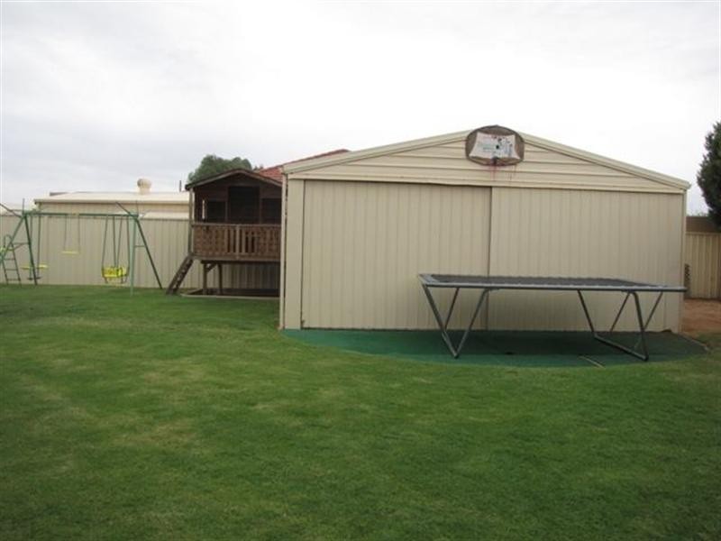 5 Halliday Court, Berri SA 5343