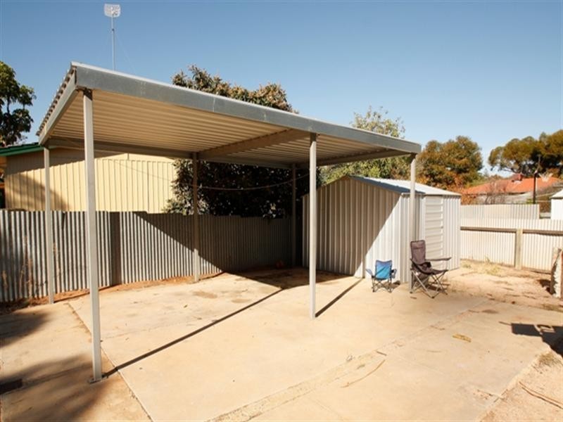 17 Jones Street, Berri SA 5343