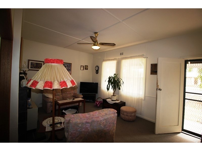 3 Andrew Street, Waikerie SA 5330