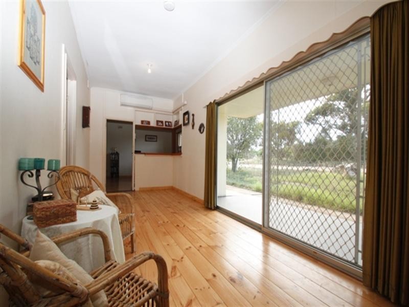 101 Gordon Road, Loxton SA 5333
