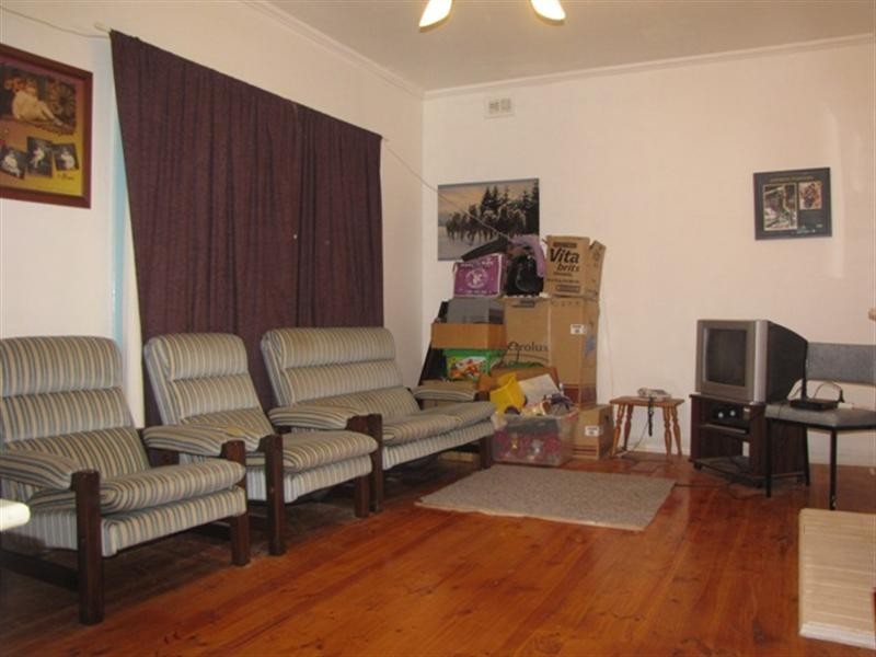 38 Coral Street, Loxton SA 5333