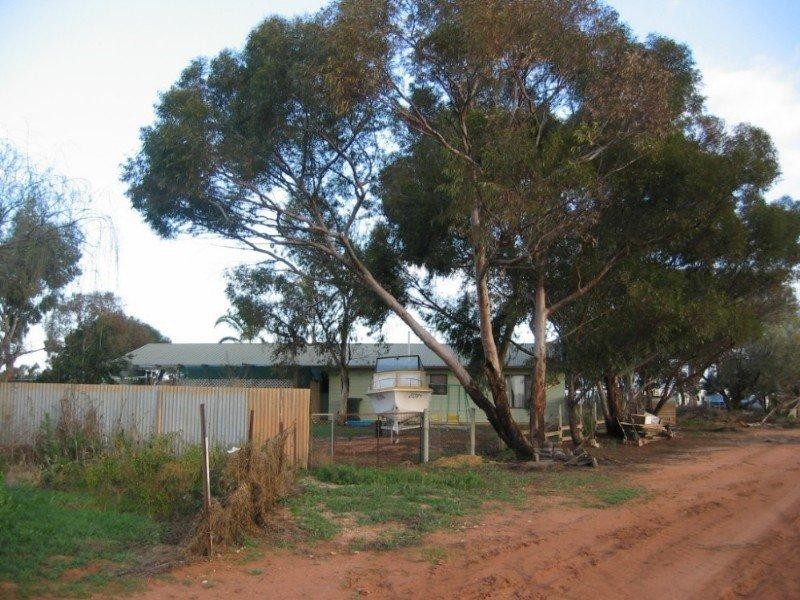 434 and 818 Hoffman Road, Barmera SA 5345