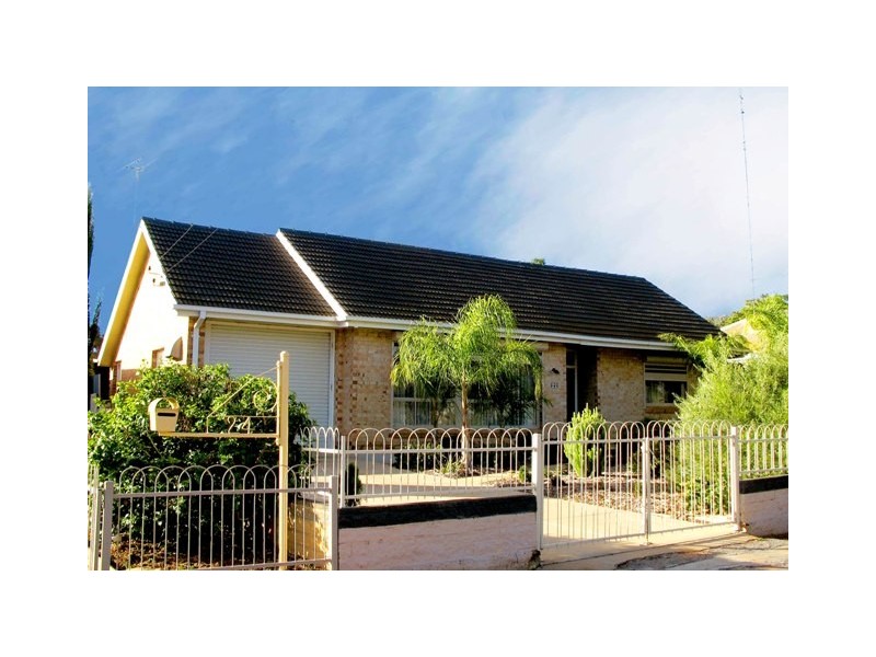 22 Dickerson Street, Barmera SA 5345