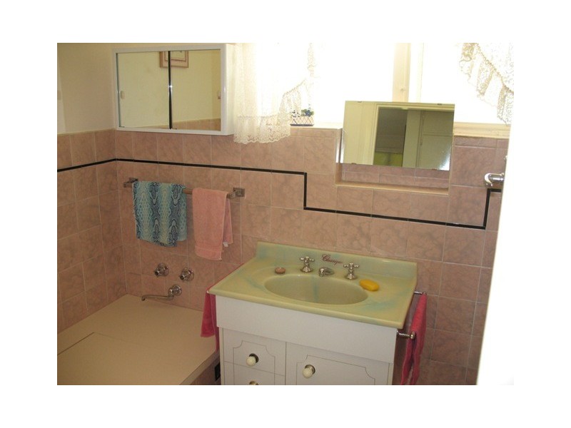 22 Dickerson Street, Barmera SA 5345