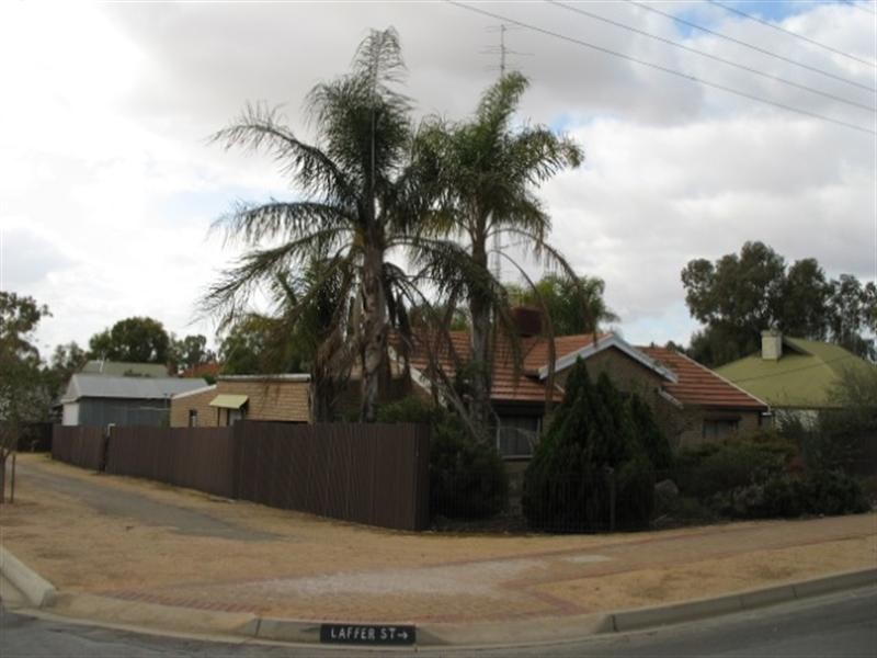8B Laffer Street, Barmera SA 5345