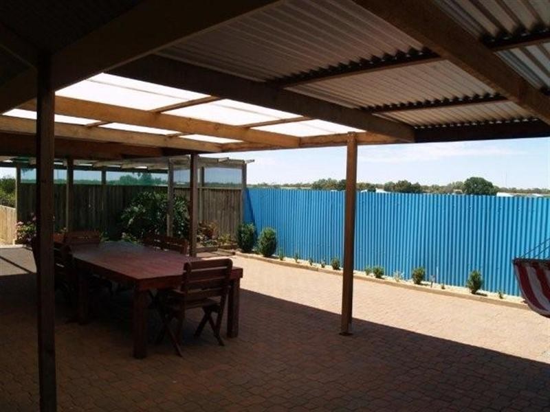 71 Ballantine Road, Waikerie SA 5330