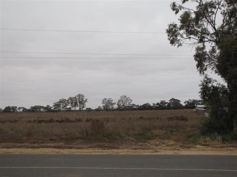 Lt 38/2 and 3 Brown Street, Lyrup SA 5343