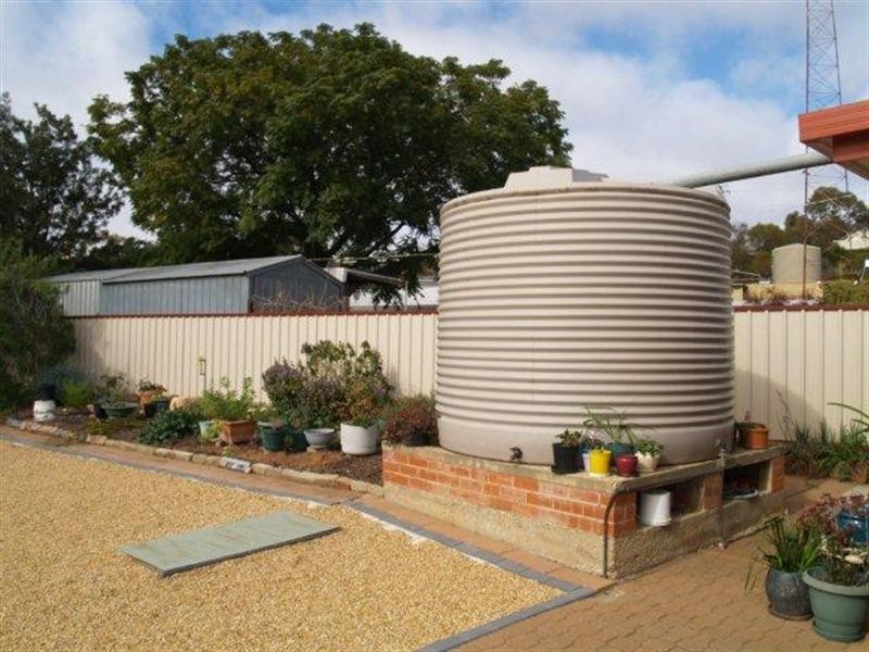 6 Blight Street, Waikerie SA 5330