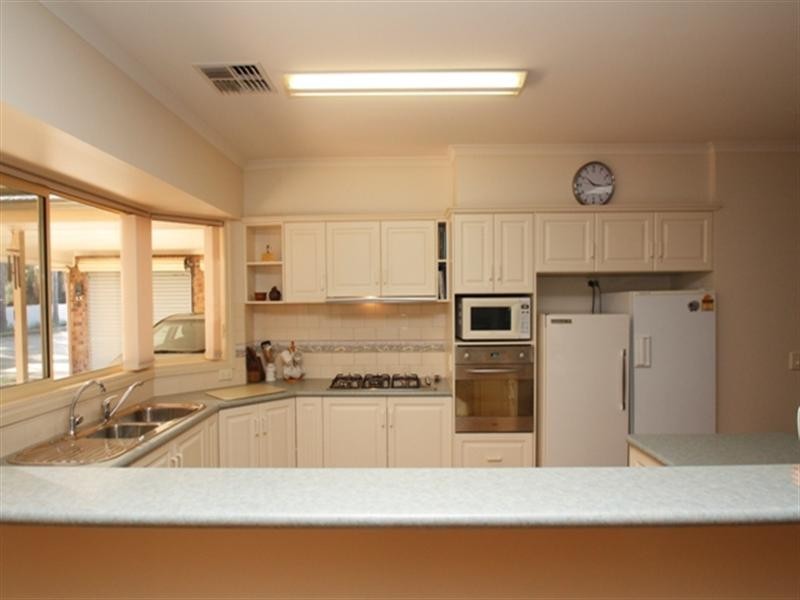 8 Gosse Avenue, Loxton SA 5333