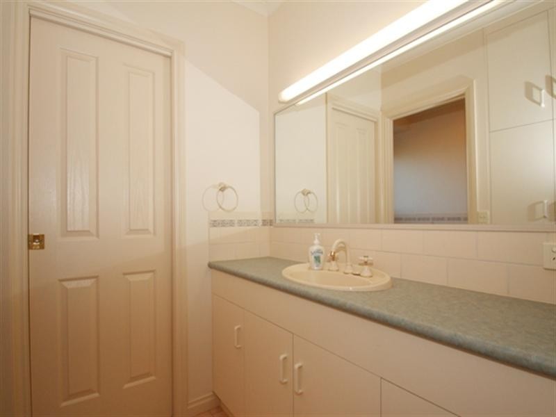 8 Gosse Avenue, Loxton SA 5333