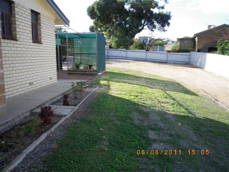 12 Viviancock Street, Berri SA 5343