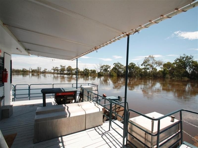 0 Silly Bean Houseboat, Loxton SA 5333