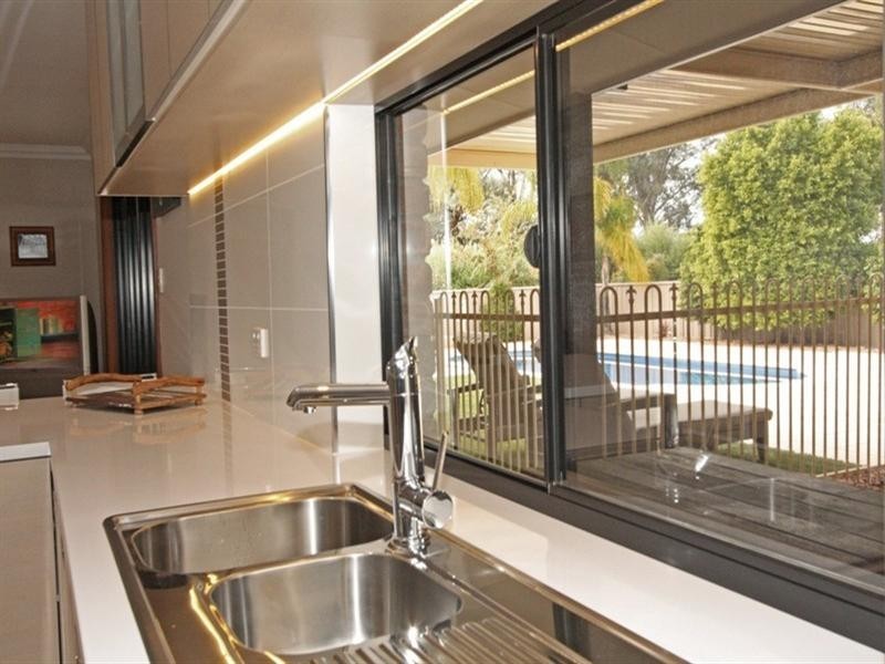 2 Alma Street, Renmark SA 5341