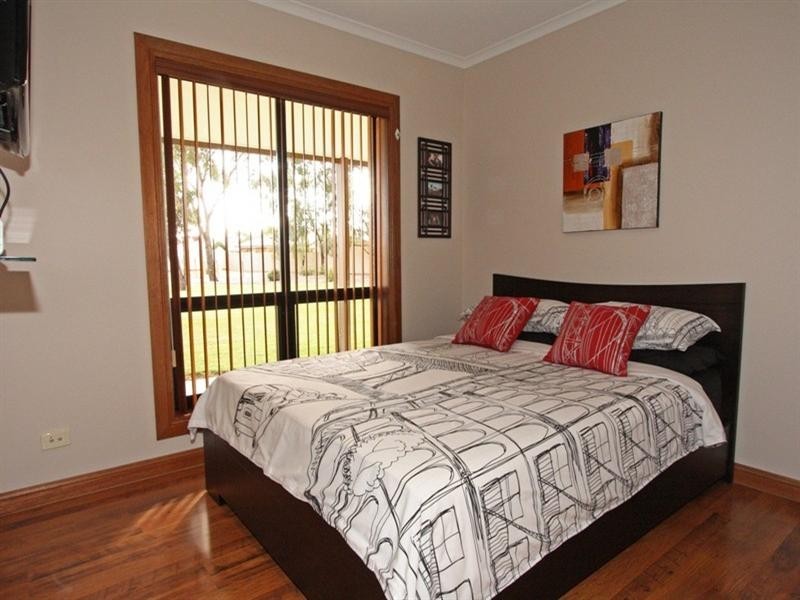 2 Alma Street, Renmark SA 5341