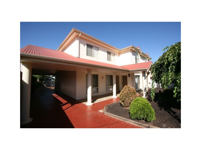 17 Laffer Street, Loxton SA 5333