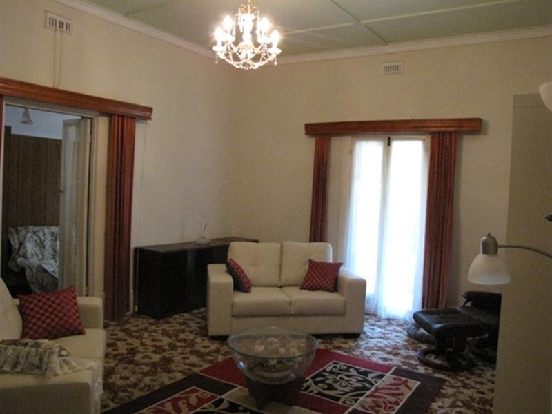 18 Tobruk Terrace, Loxton SA 5333