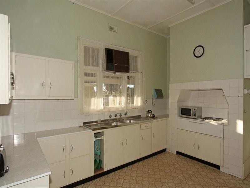 18 Tobruk Terrace, Loxton SA 5333