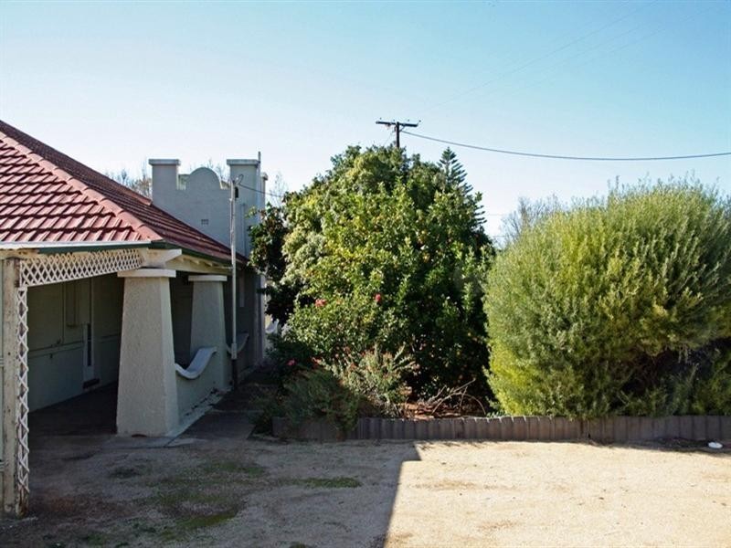 18 Tobruk Terrace, Loxton SA 5333