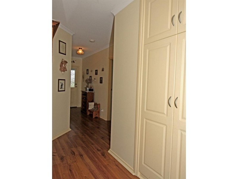 2 Crocker Crescent, Loxton SA 5333