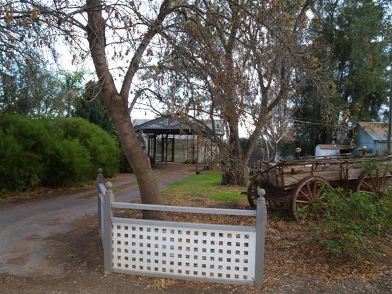 22 Kerr Road, Waikerie SA 5330