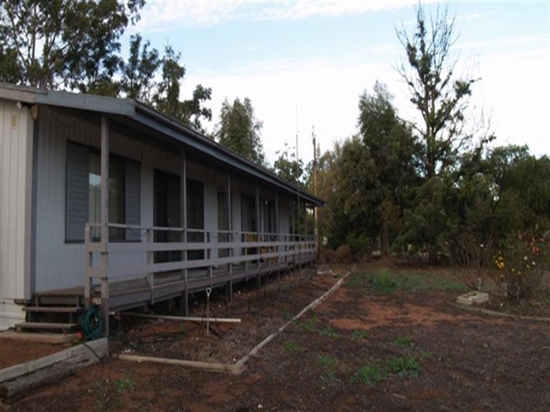 22 Kerr Road, Waikerie SA 5330