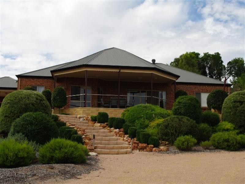 30 Fuller Road, Berri SA 5343