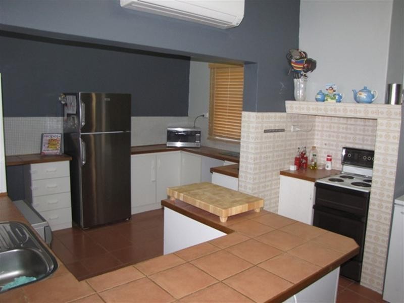 10 Hameister Avenue, Loxton SA 5333