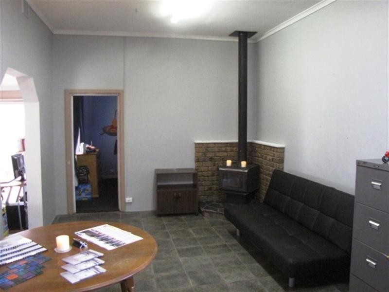 10 Hameister Avenue, Loxton SA 5333