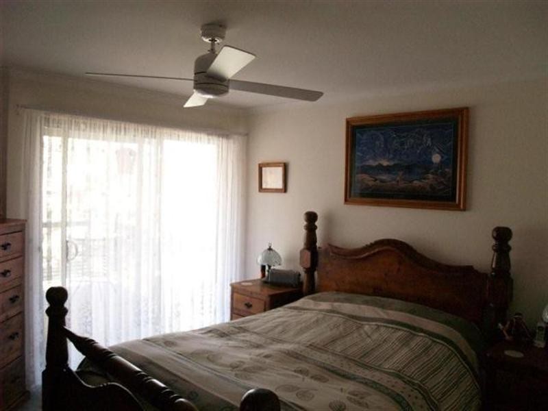 10 McPhee Avenue, Blanchetown SA 5357