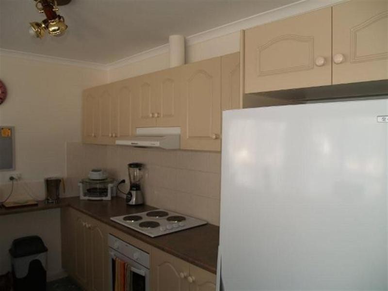 10 McPhee Avenue, Blanchetown SA 5357