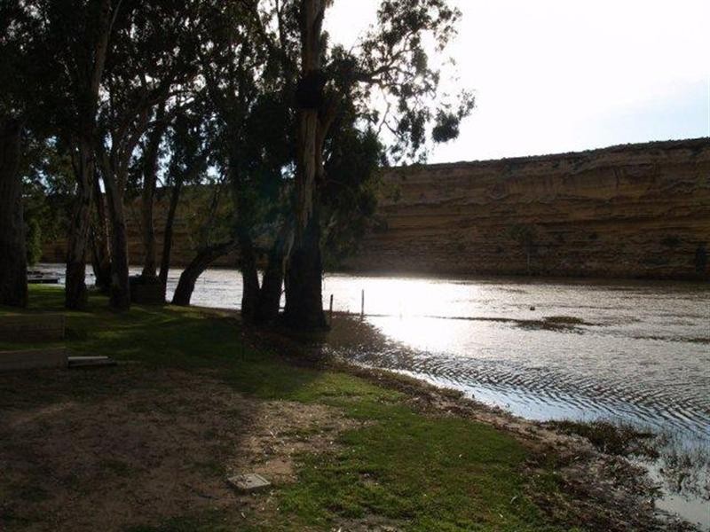 95 Page Drive, Blanchetown SA 5357