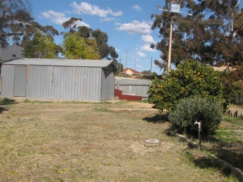 33 Laffer Street, Barmera SA 5345