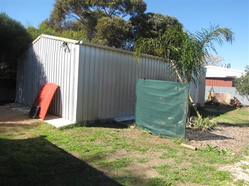 4 Betty Street, Loxton SA 5333